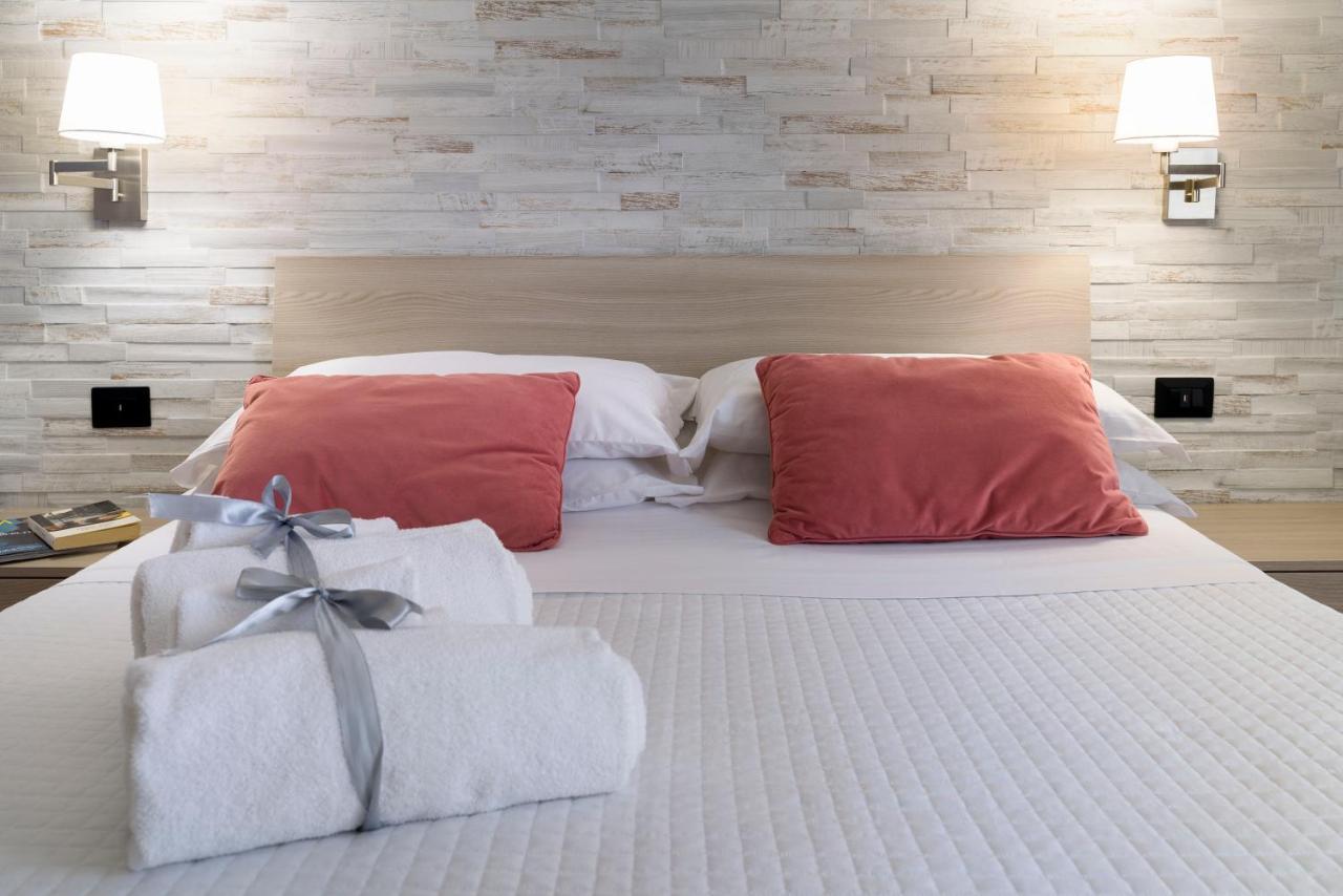 Il Tempio Di Athena - Cultura E Relax A Siracusa 3*